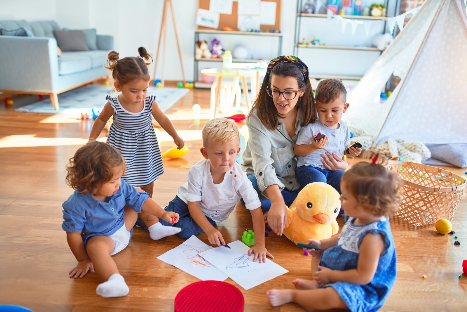 Pädagogische Begleitung von Kindern mit Fokus auf Kindeswohl und Schutz